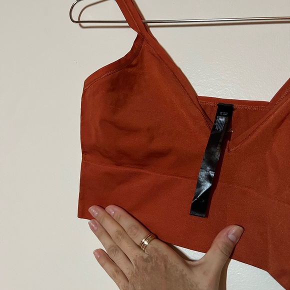 NWOT Urban outfitters bralette - Picture 3 of 4